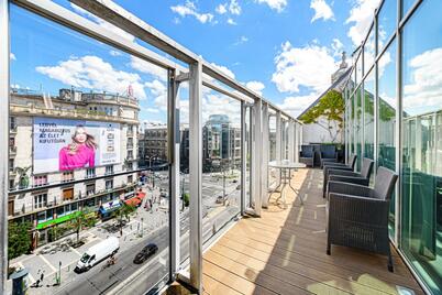 KLUSTER — új csapatház az Astorián