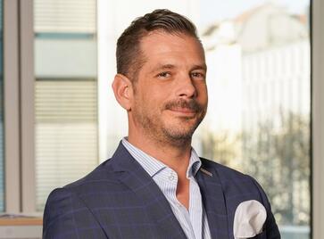 Makk Károly Dömötör: kis létszámú rugalmas és agilis cég vagyunk: figyelünk, tanulunk, változunk