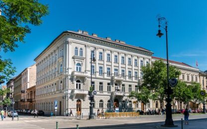 Egyedülálló designiroda Budapesten – Elkészült a WING unikális irodaháza