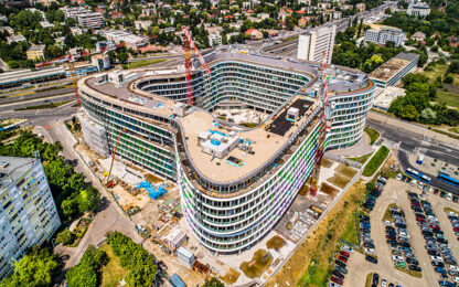 Közel 50 millió eurós hitelmegállapodást kötött a Futureal és az MKB Bank