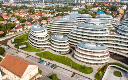 Az IWG új Regus irodaházat nyit Szegeden
