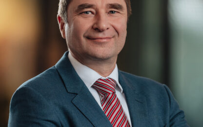 30 év a Colliersnél