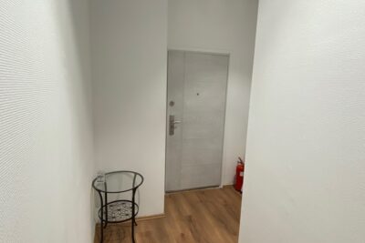 Kiadó Lakásiroda Kárpát utca