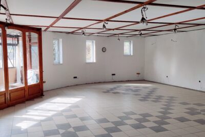 200m2 iroda kiadó a BAH-csomópontnál