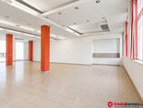 Börze Kereskedőház - utcafronti üzlethelyiség 326m2