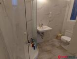 Kiadó iroda Kiadó  V.  Báthory utcában  168 m²-es, teljes körűen felújított, ingatlan.