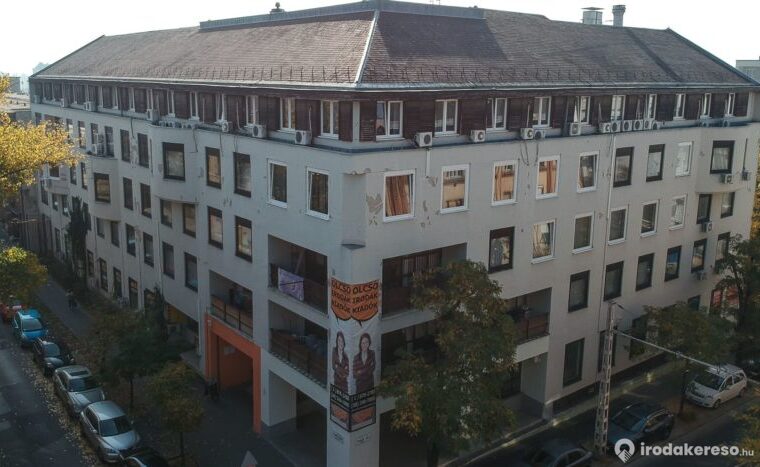 Róna Office Center