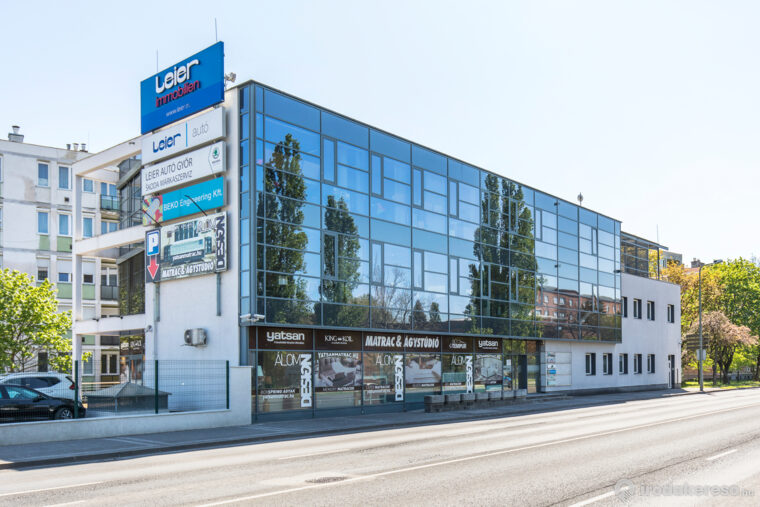 Kiadó iroda M66  Irodaház