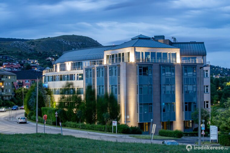 Kiadó iroda Terrapark C tömb