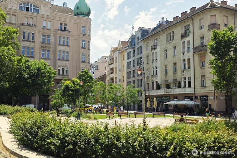 Kiadó iroda Bakáts Center
