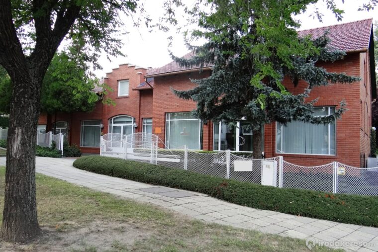 Kiadó iroda Exkluzív kiadó 230NM irodahelység 2. ker. Törökvész út mentén @ 3.500 EUR/hó