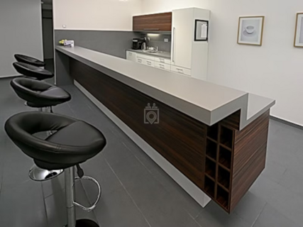 Kiadó iroda All inclusive rugalmas munkavégzési lehetőségek a Regus First Siteban