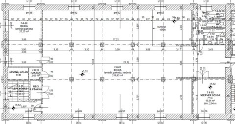 275 m2 iroda saját mosdóval, konyhával