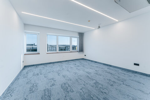 Kiadó iroda ALFA HUB OFFICE 24