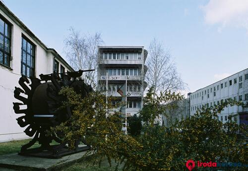Kiadó iroda Pacsirtamező Complex