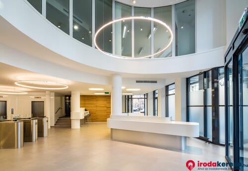 Kiadó iroda Central Udvar A épület