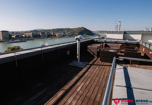 Kiadó iroda RiverPark Irodaház