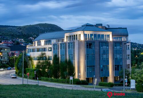 Kiadó iroda Terrapark C tömb