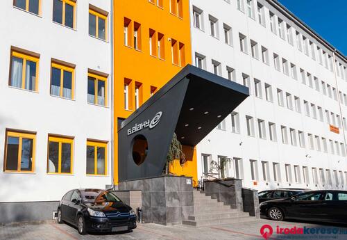 Kiadó iroda Galaxy Irodaház