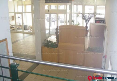 Kiadó iroda Dózsa György út és Váci út  kereszteződésénél kis méretű  irodák kiadók,