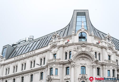 Eiffel Palace