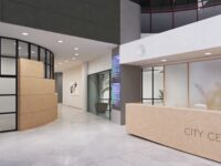 Finta József rajzaival újulnak meg a City Center irodaház földszinti közös terei