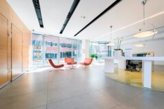 Kiadó iroda Infopark E