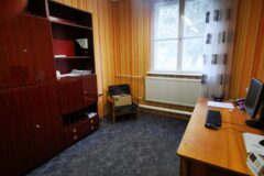 Kiadó iroda Kiskun Meridián Irodaház