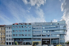 Kiadó iroda Árpád Center