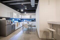 Kiadó iroda Panoráma House