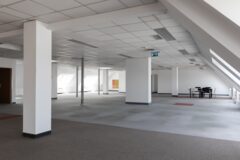 Kiadó iroda Dévai Center