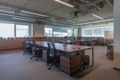 Kiadó iroda Dévai Center