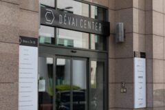 Kiadó iroda Dévai Center