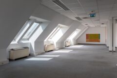 Kiadó iroda Dévai Center