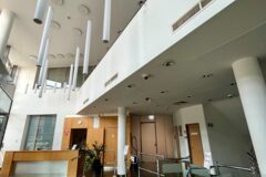 Kiadó iroda Büro Center West