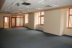 Kiadó iroda Blaha Lujza térnél kedvezményes áron  kínálunk 100 bm -es irodát!