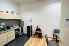 Kiadó iroda Montur Office