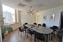 Kiadó iroda D33 Business Center