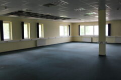 F épület 650 m2 iroda