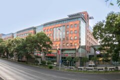 Kiadó iroda DBH Westend