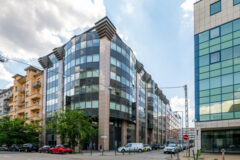 Kiadó iroda Dévai Center