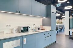 Kiadó iroda All inclusive kialakítású szolgáltatott irodák Regus Cedrus Offices
