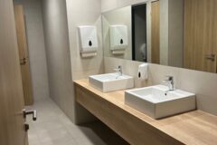 Kiadó iroda Dévai Center