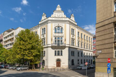 Kiadó iroda Honvéd Center