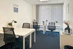 Kiadó iroda Alakítható szolgáltatott irodák igény szerinti munkavégzés HQ F99 Officeban