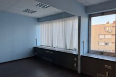 Kiadó iroda Pannóni utcánál iroda bérelhető.