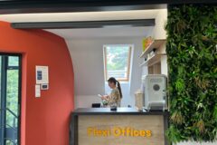 Csévi Flexi Offices – teakonyha és kávésarok a coworking tér mellett