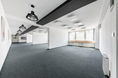 Kiadó iroda RM2 Offices  - Radnóti Miklós utca