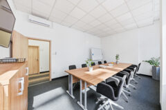 Kiadó iroda RM2 Offices  - Radnóti Miklós utca