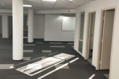 Kiadó iroda Kodály köröndnél modern jó elrendezésú iroda kiadó.